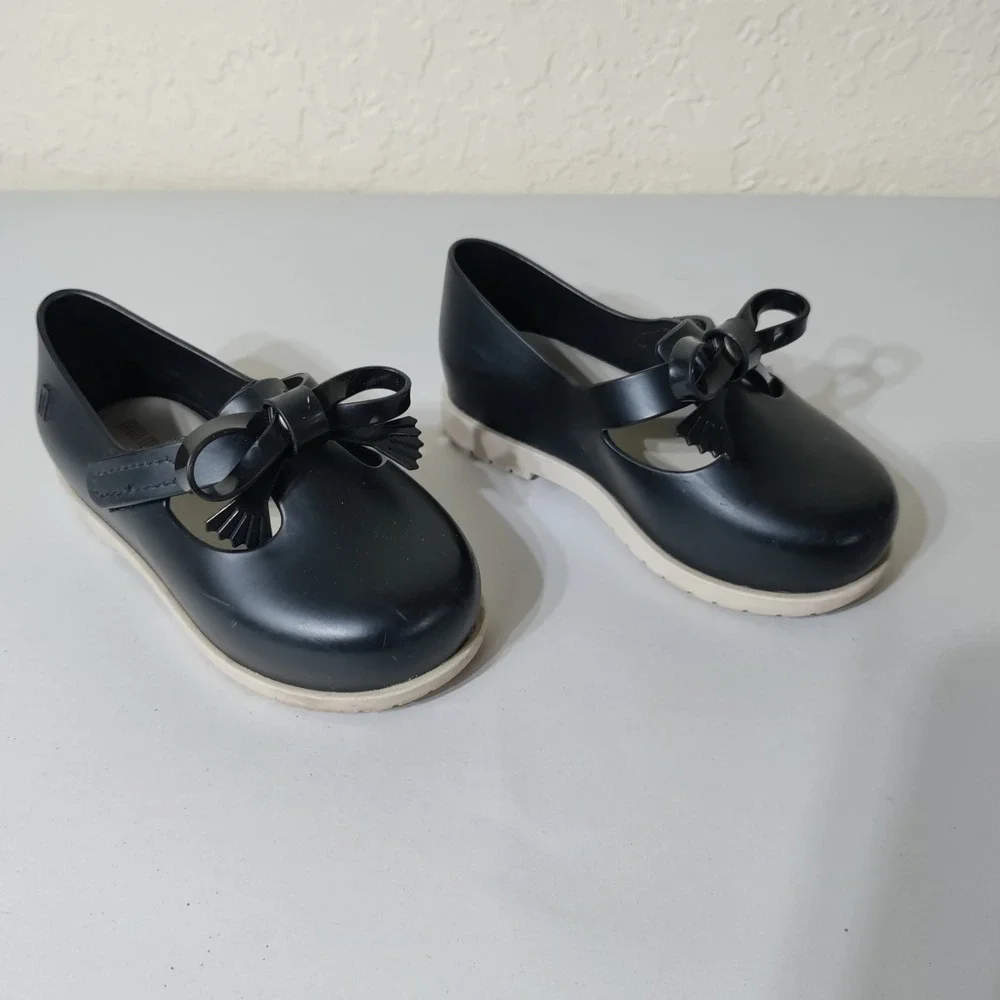 Mini Melissa Black Mary Jane Bow Tassel Shoes Girls Size 7 USA Lug Sole Flat